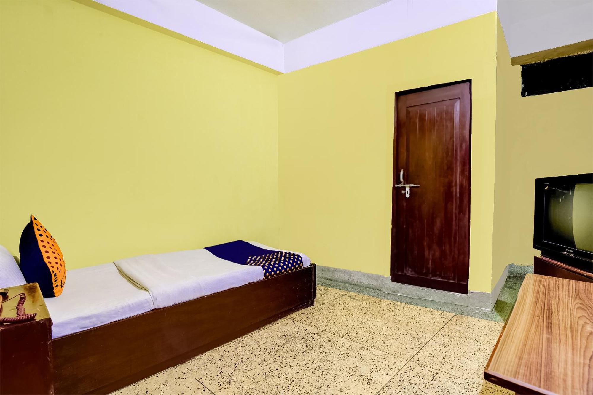 Spot On Durba 2 Hotell Tezpur Exteriör bild