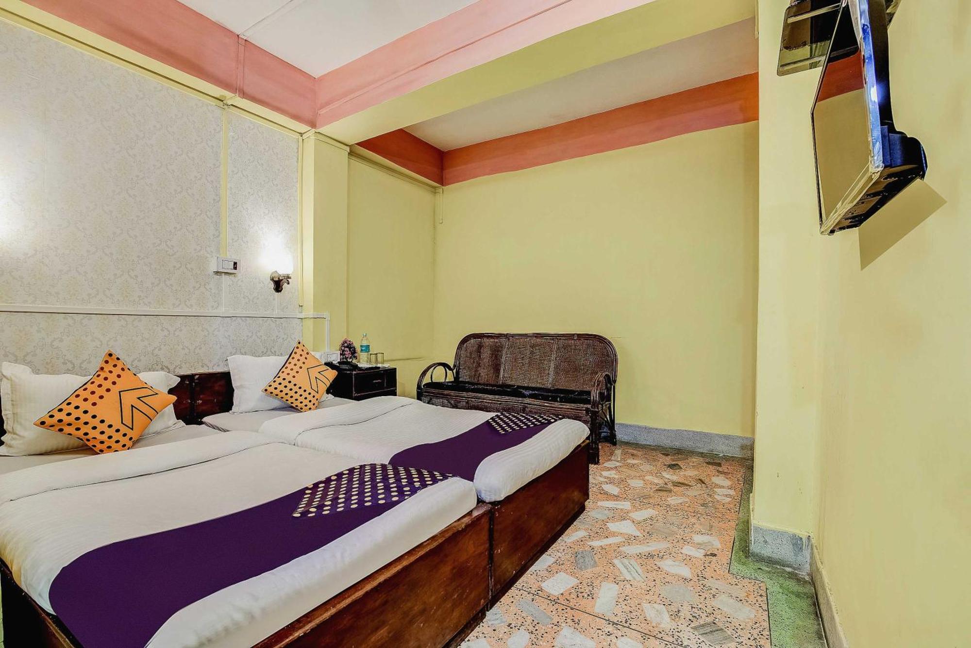 Spot On Durba 2 Hotell Tezpur Exteriör bild